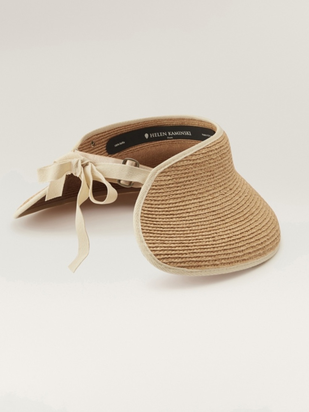 Helen Kaminski
Mita Packable Raffia Visor
$210 Gently used
Color: Natural Sand